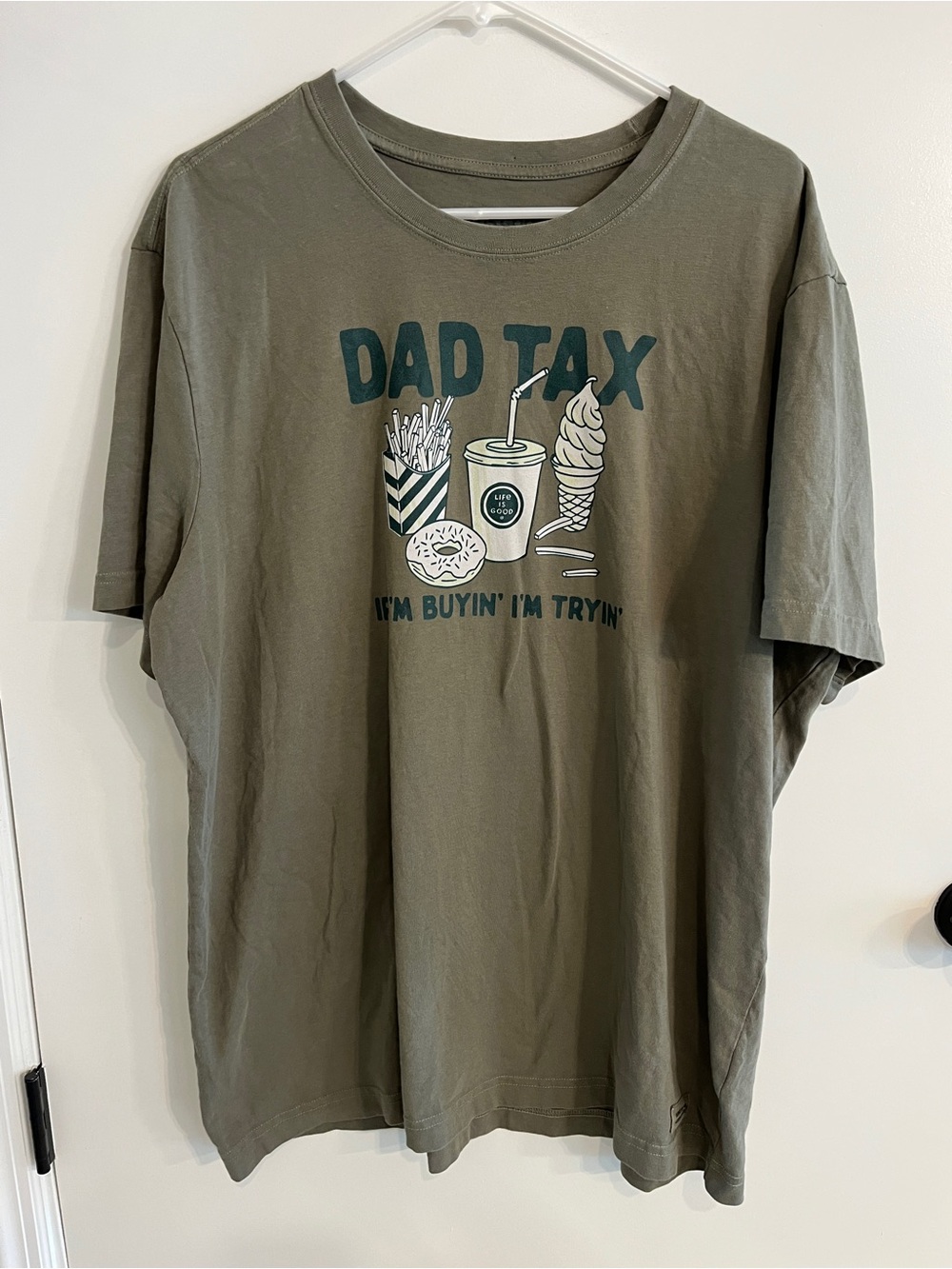 Men’s size XL Life Is Good Dad Tax Tee Shirt